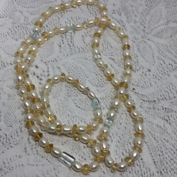 𝅺Curated bundle artisan made  freshwater pearls necklace and bracelet - Picture 3 of 5